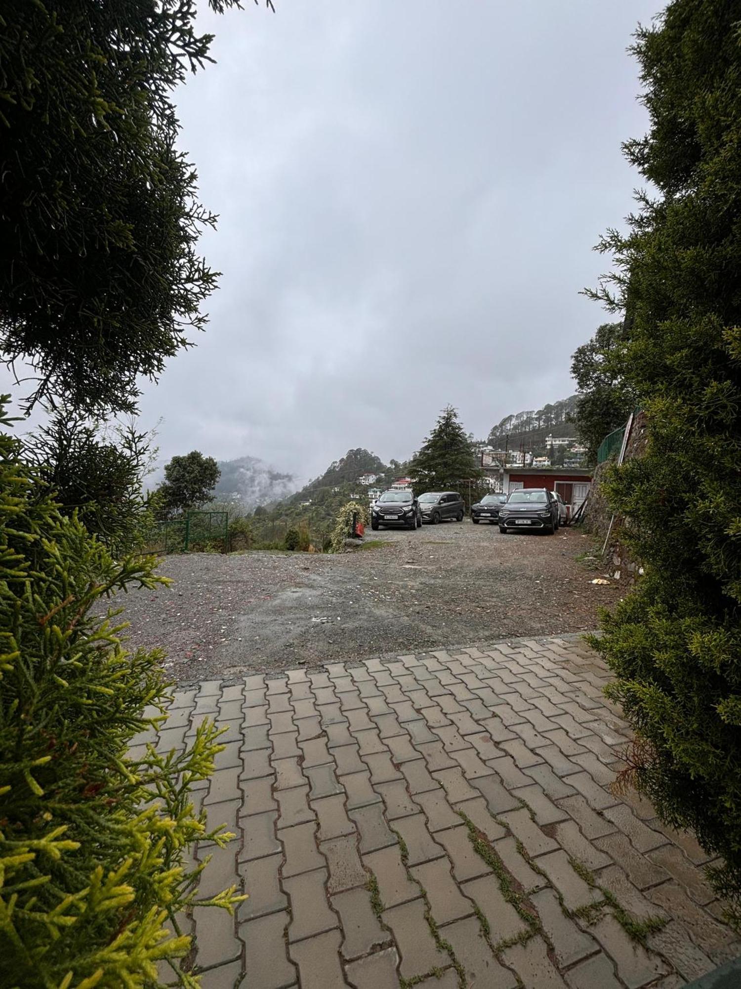 Pragati Resort & Restaurant- Eden Of Kumaon Bhowali Exterior photo